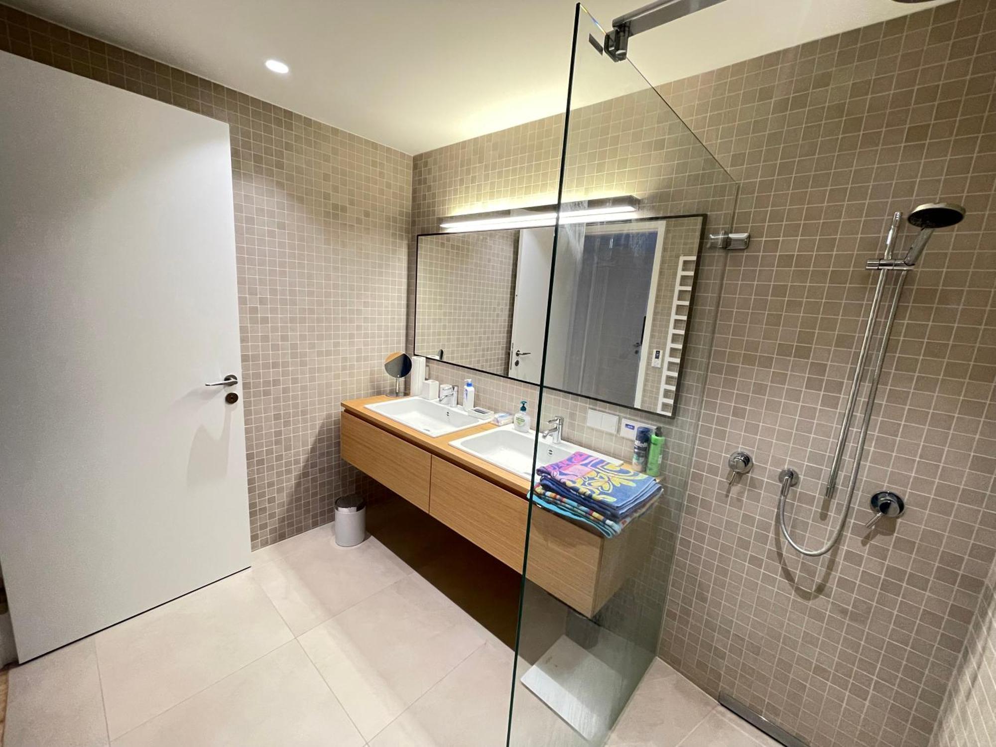 Appartamento 1-bedroom Luxury In The Heart Of With Kitchen And Parking