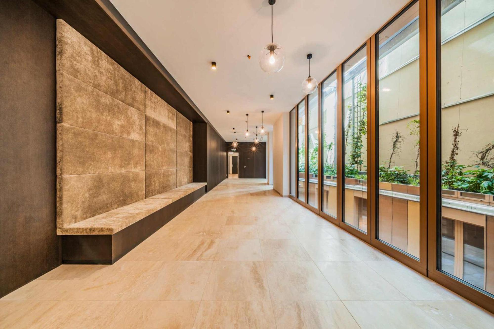 1-bedroom Luxury In The Heart Of With Kitchen And Parking Appartamento *